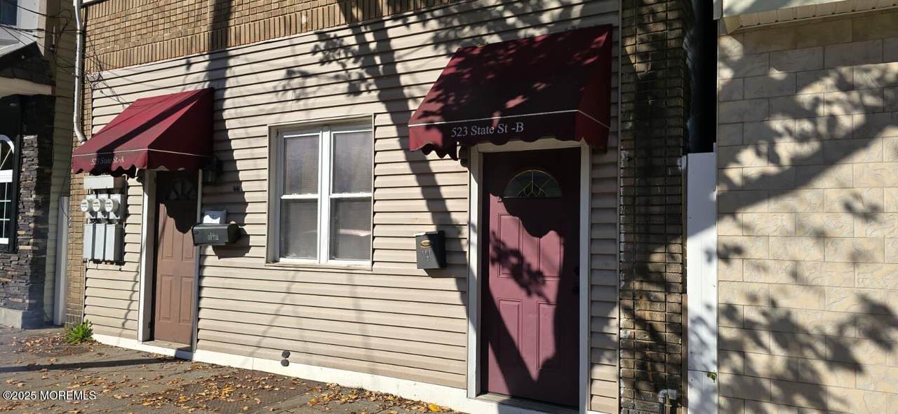 523 State Street - Photo 1