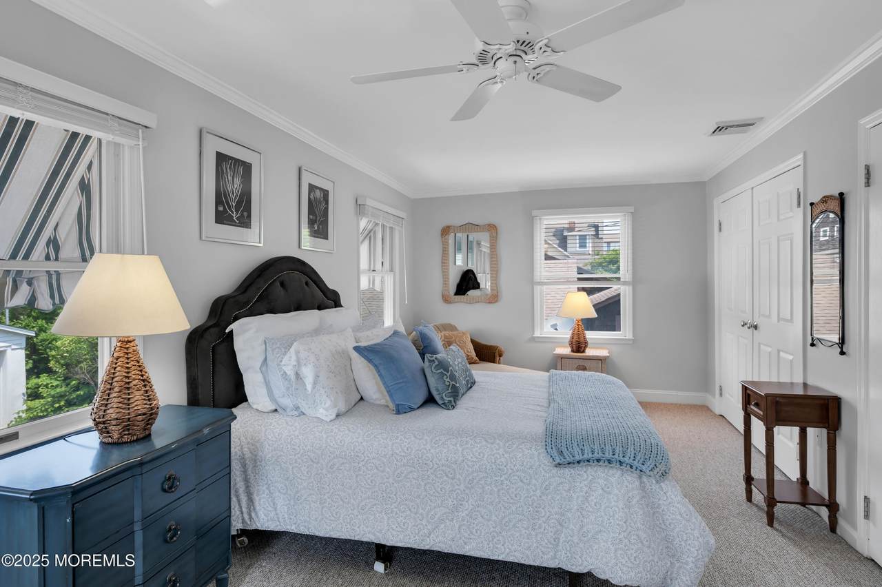 512 Main Avenue - Photo 1