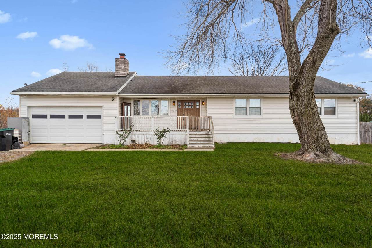 8 Inman Road - Photo 1