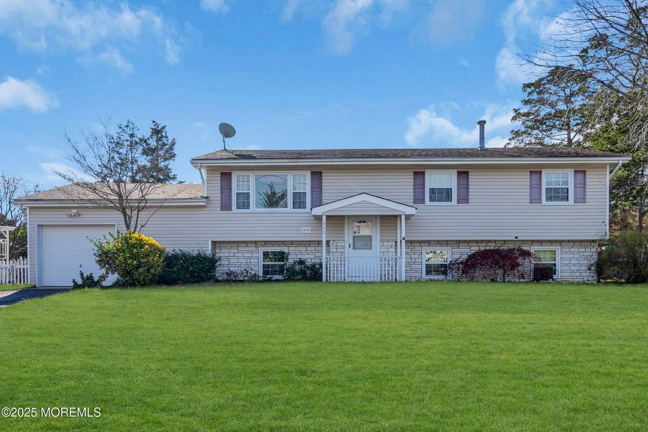 353 Cokes Drive - Photo 1