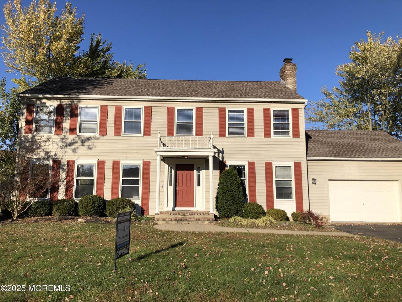 683 Princess Court - Photo 1