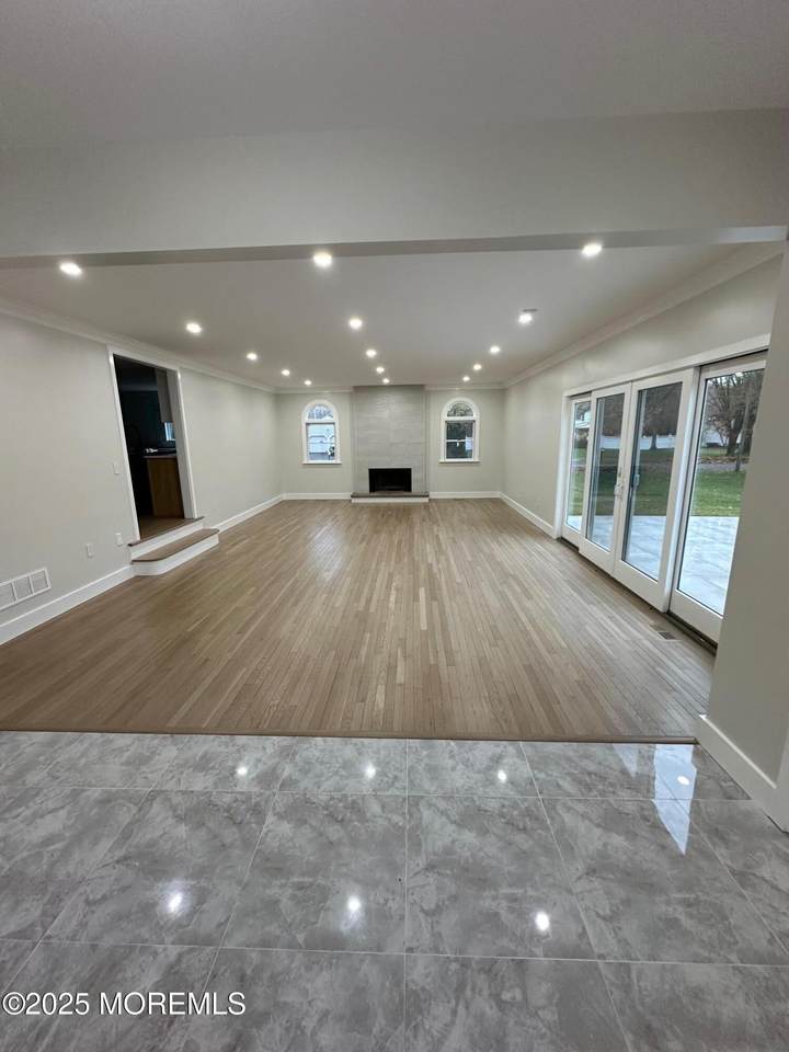 469 Wall Street - Photo 1