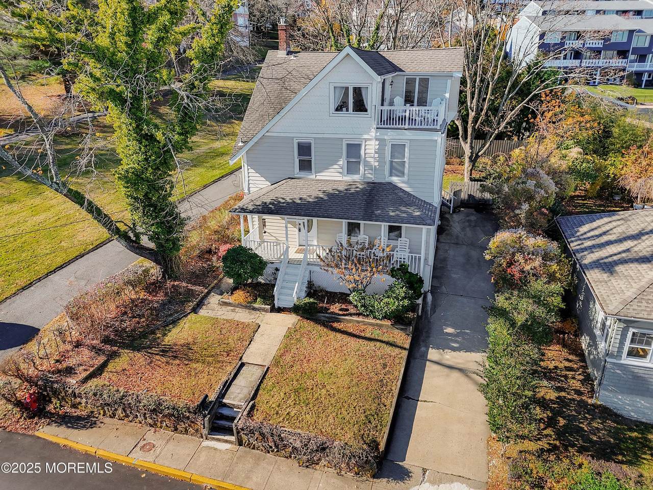 75 Portland Road - Photo 1