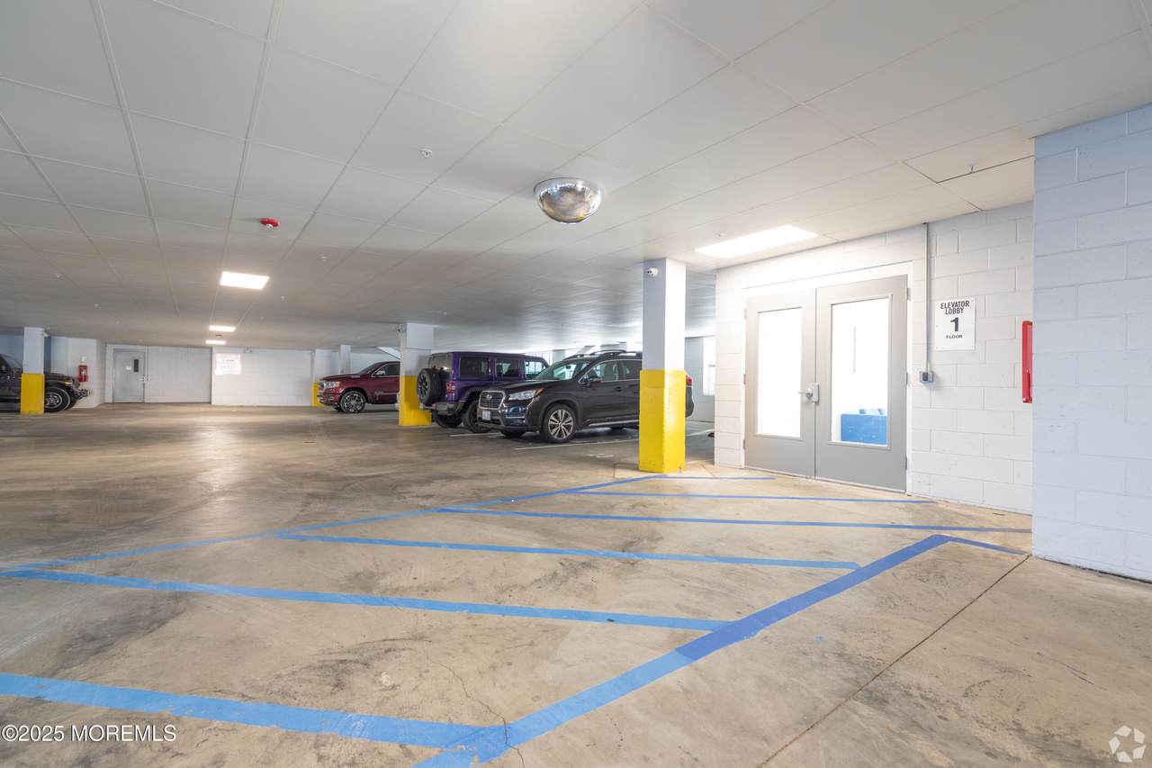 509 Memorial Drive - Photo 1