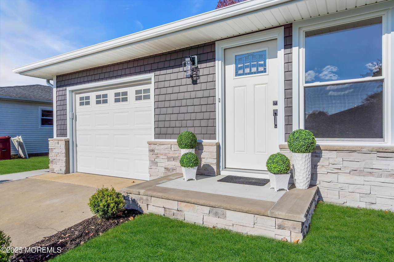 17 Palmetto Point Street - Photo 1