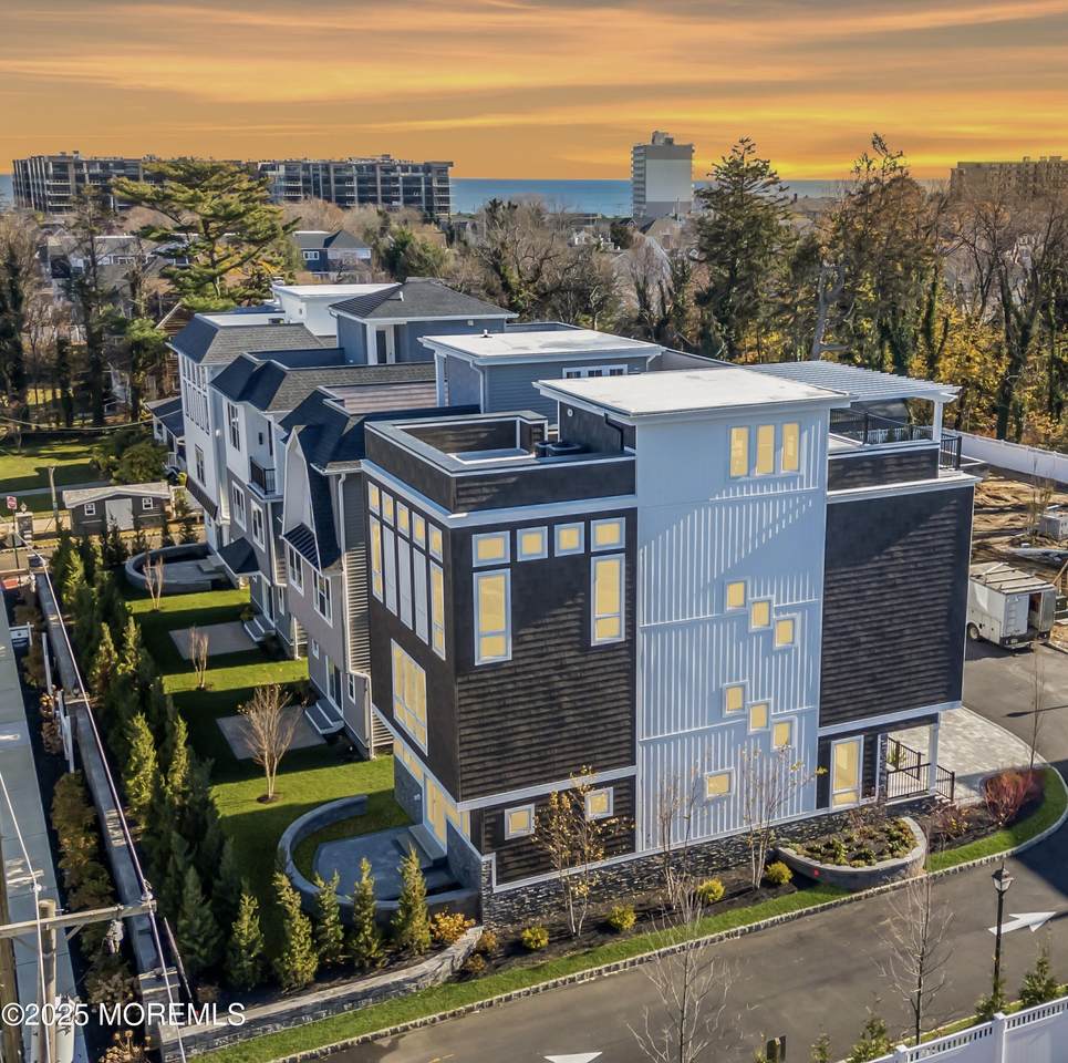 168 Franklin Avenue - Photo 1