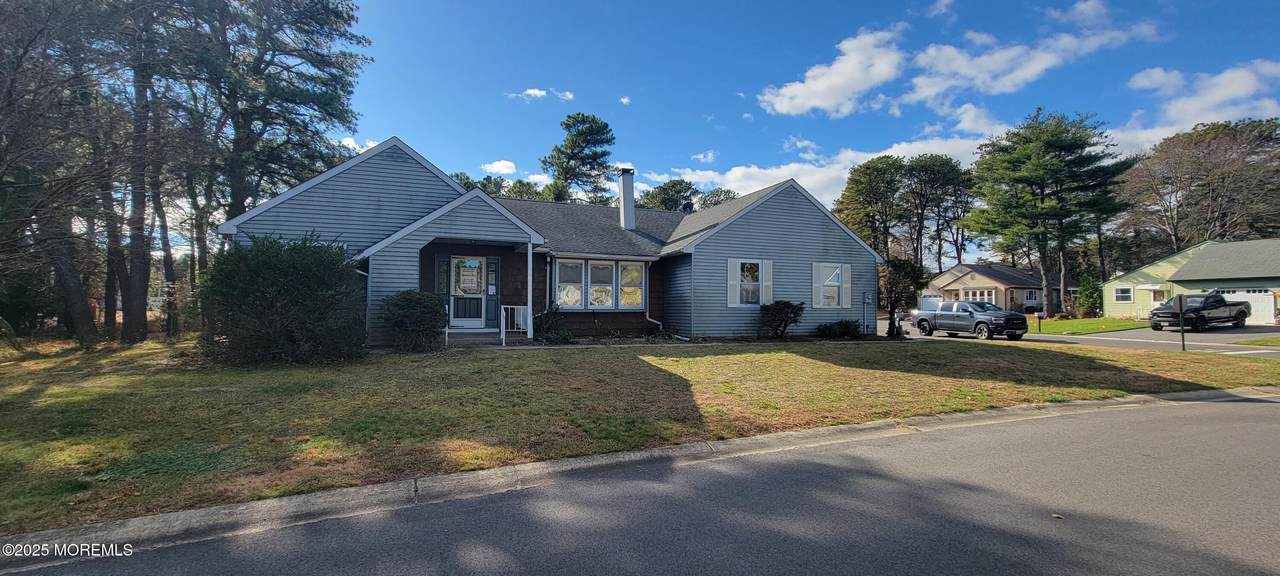 6 Holyoke Court - Photo 1