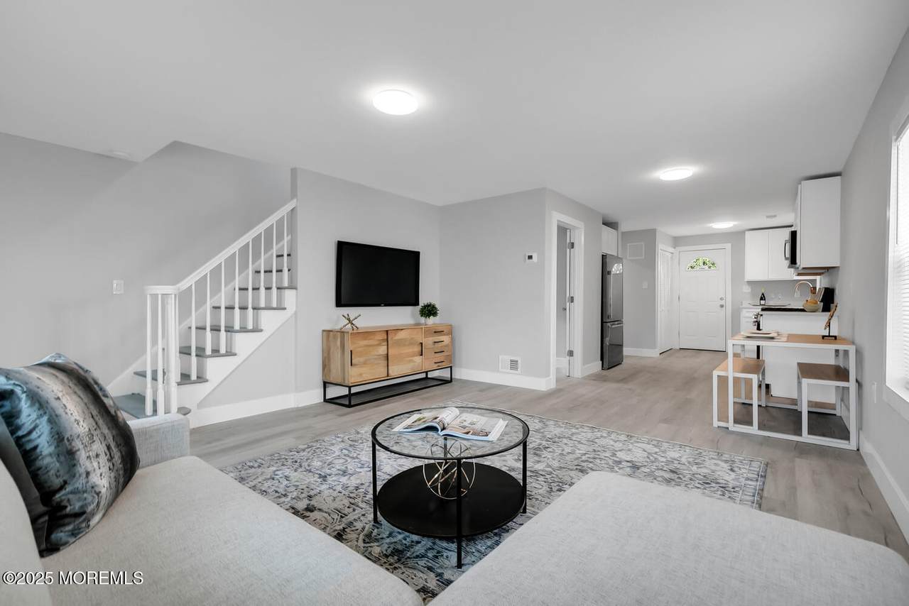 33 Grove Place - Photo 1