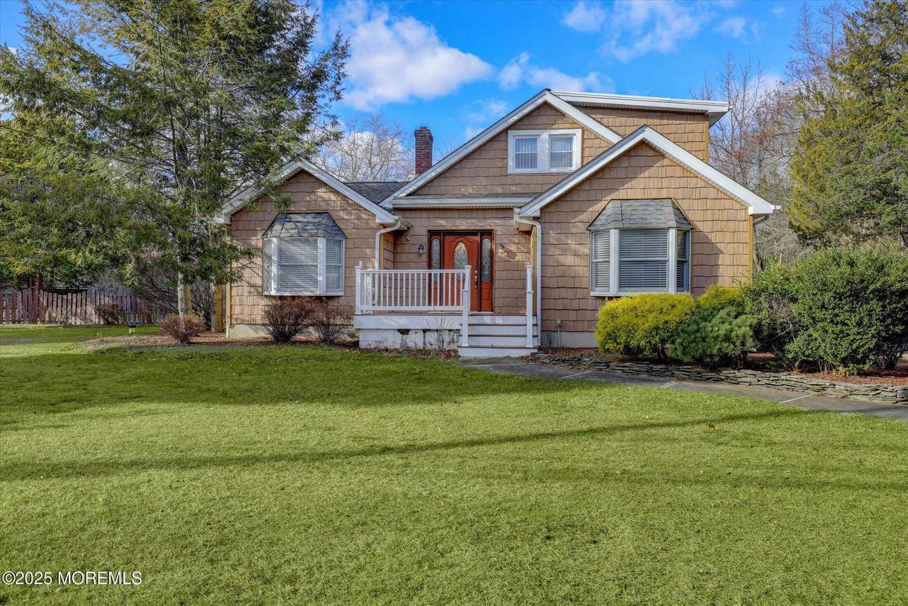 1556 Silverton Road - Photo 1
