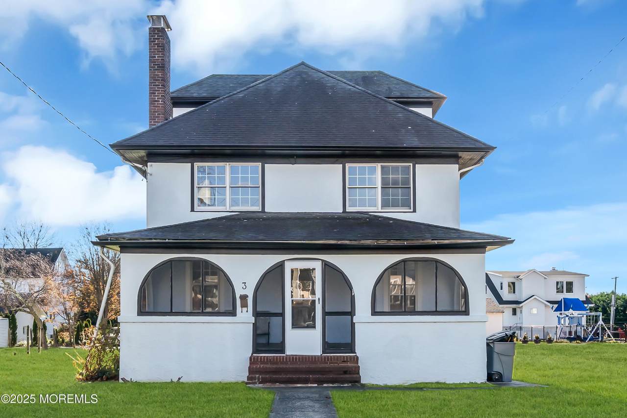 3 Royal Place - Photo 1