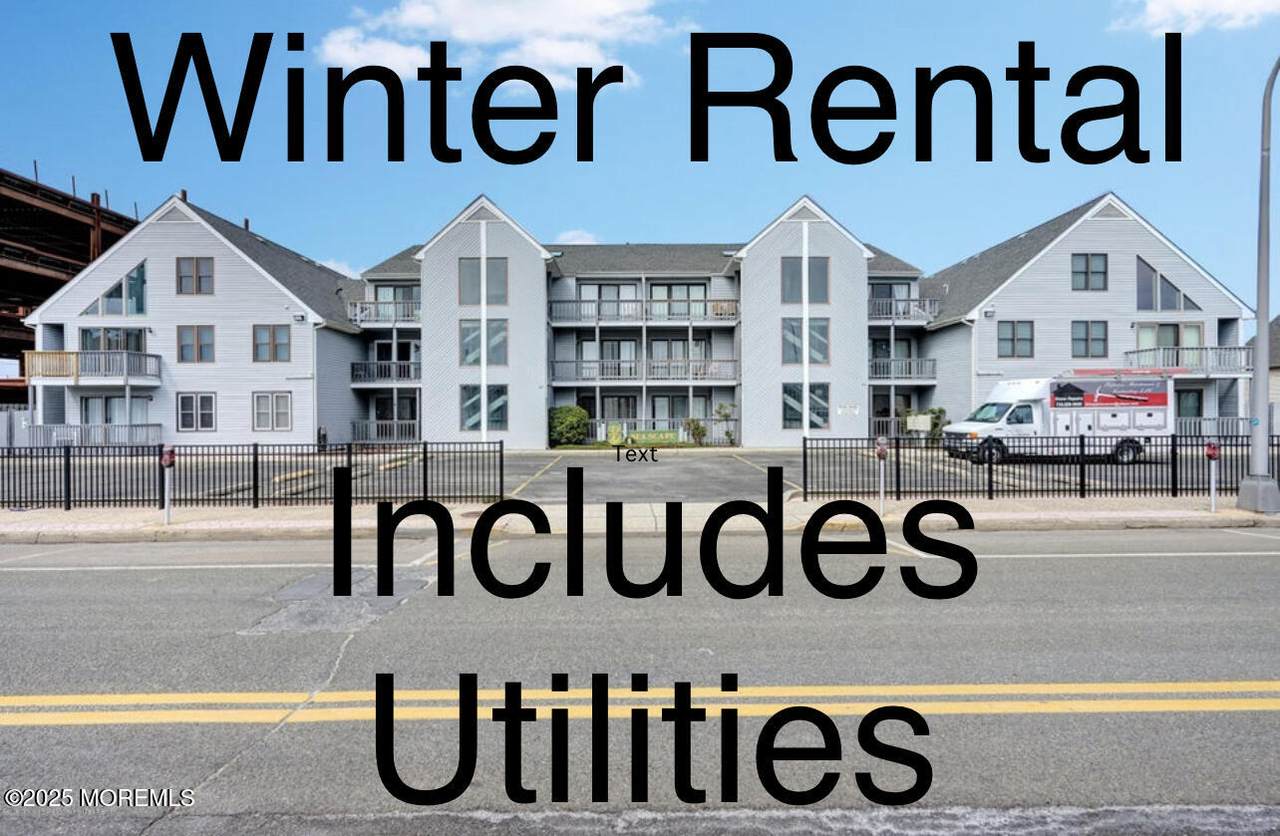 42 Hamilton Avenue - Photo 1