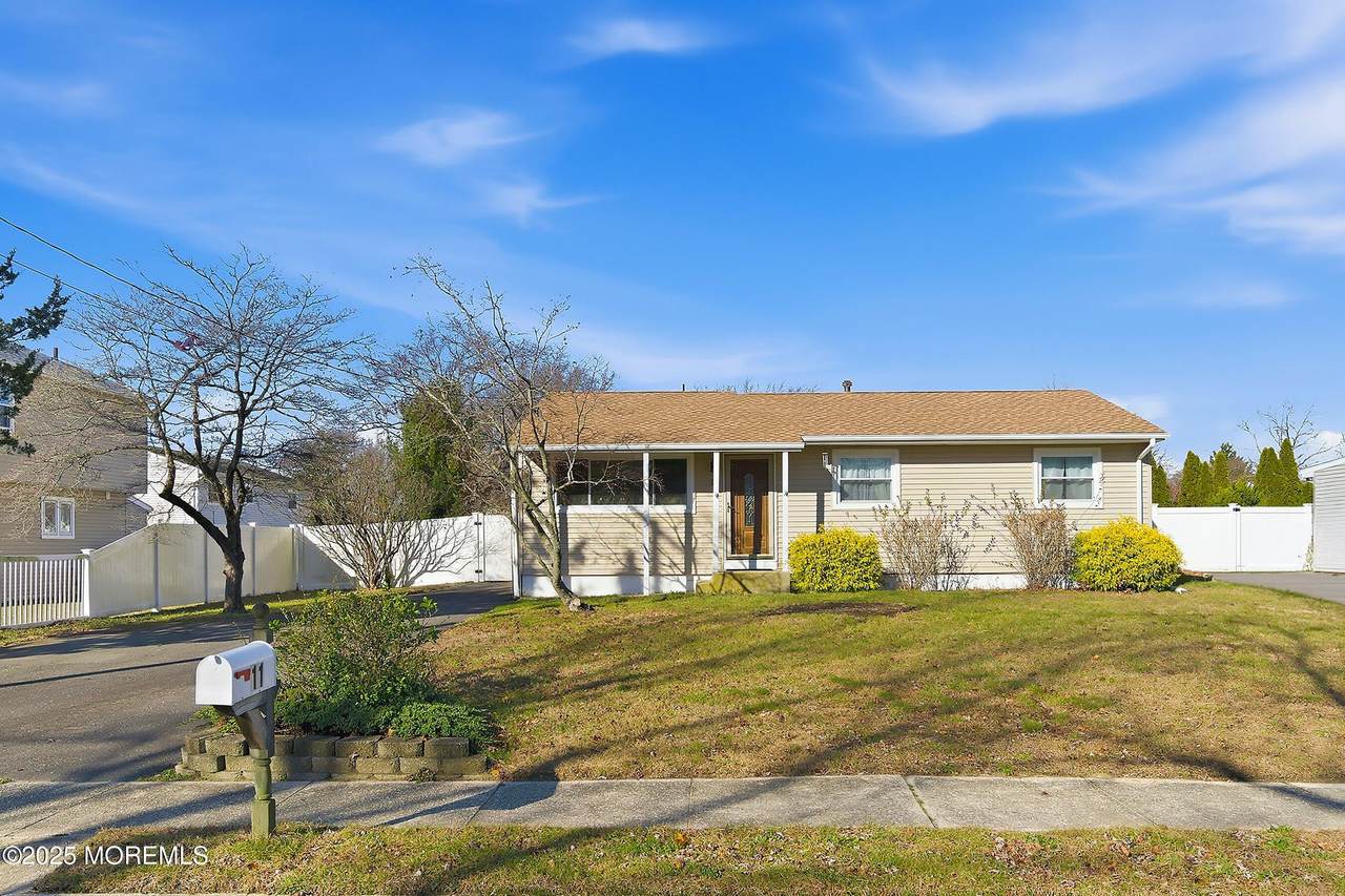 11 Forest Valley Drive - Photo 1