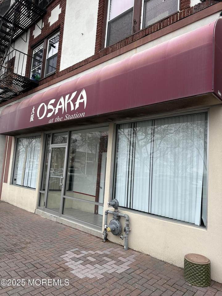 604 Main Street - Photo 1