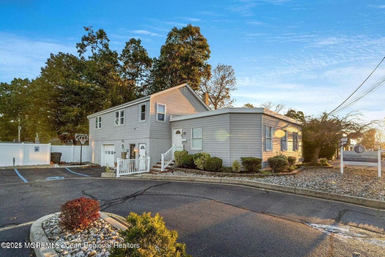 638 Mantoloking Road - Photo 1