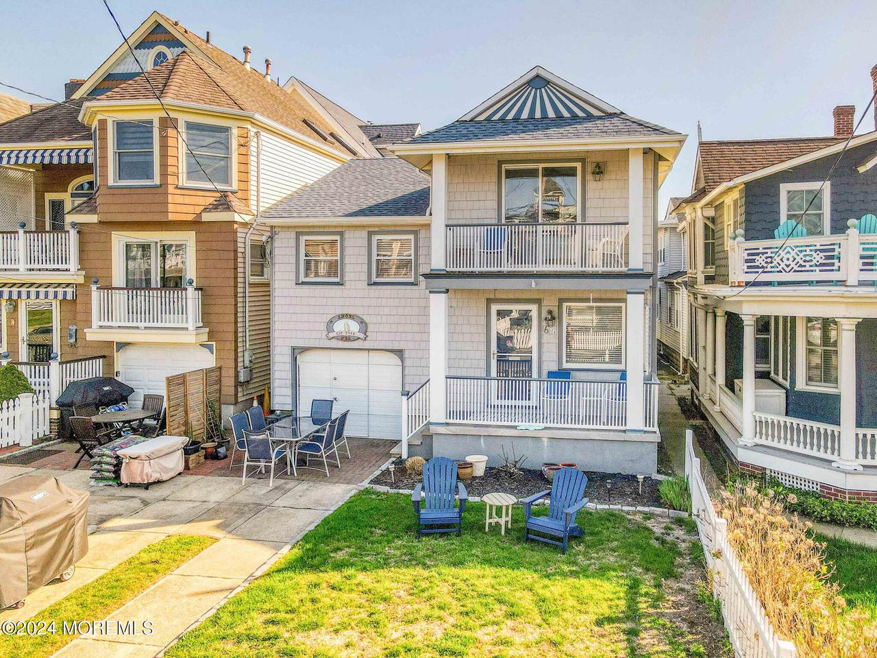 6 1/2 Embury Avenue - Photo 1