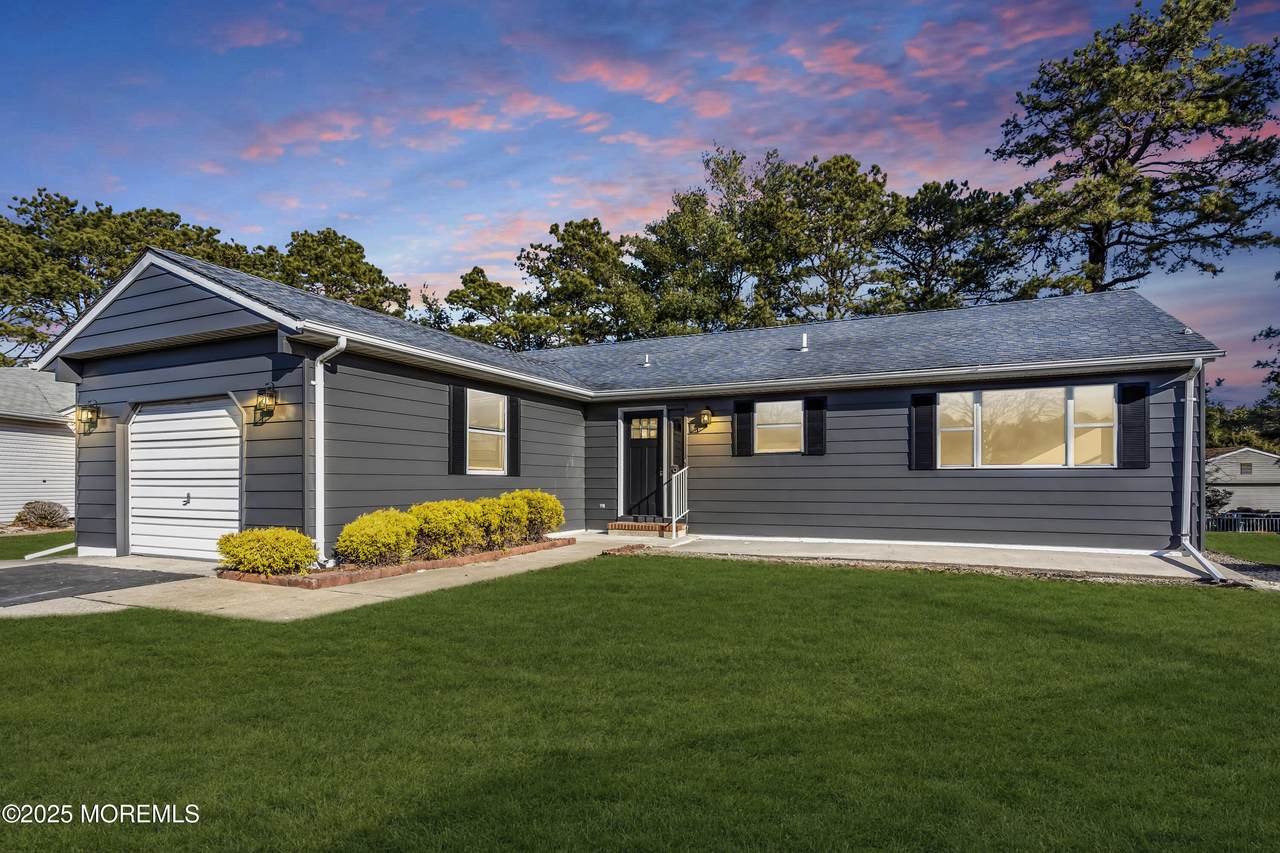 9 Gramercy Court - Photo 1