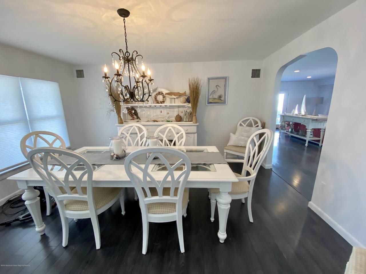 https://bt-photos.global.ssl.fastly.net/monmouth/1280_boomver_1_22536975-2.jpg