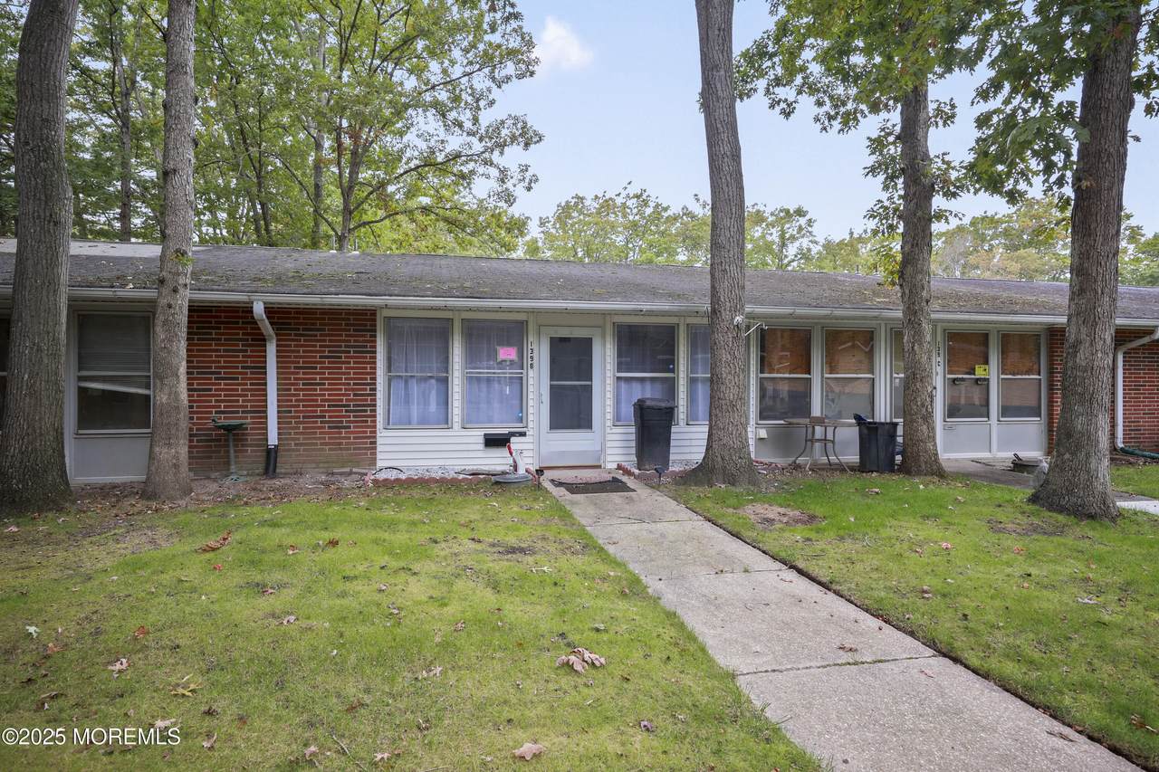 139B Farrington Court - Photo 1