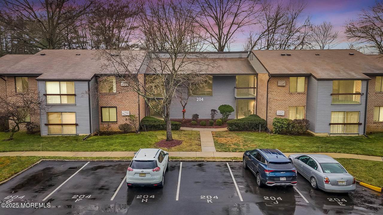 204 Covered Bridge Boulevard - Photo 1