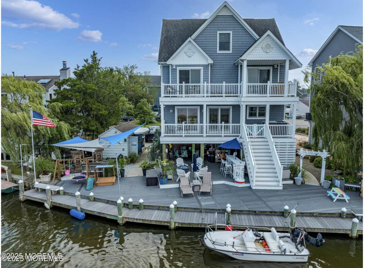 296 Alabama Avenue - Photo 1