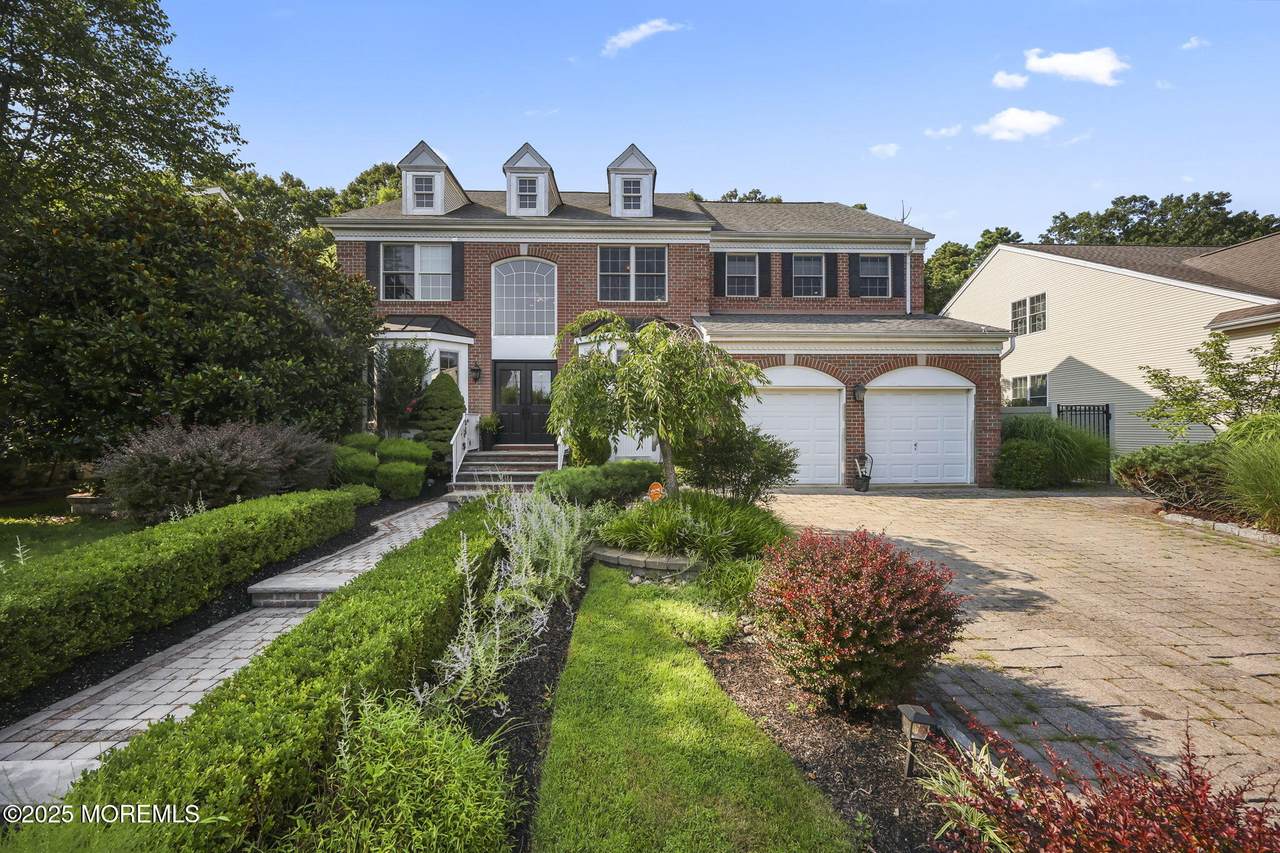 7 Trumbull Court - Photo 1