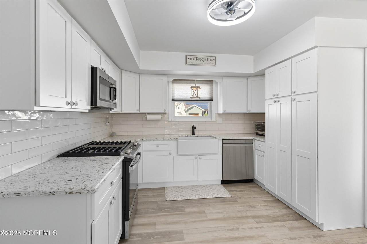 173 Cliff Road - Photo 1