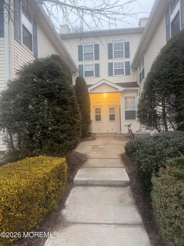 1079 Roseberry Court - Photo 1