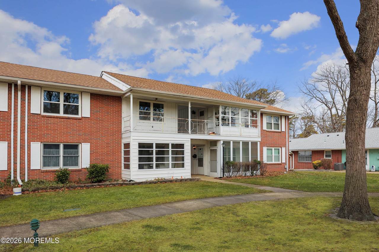 41G Cambridge Court - Photo 1