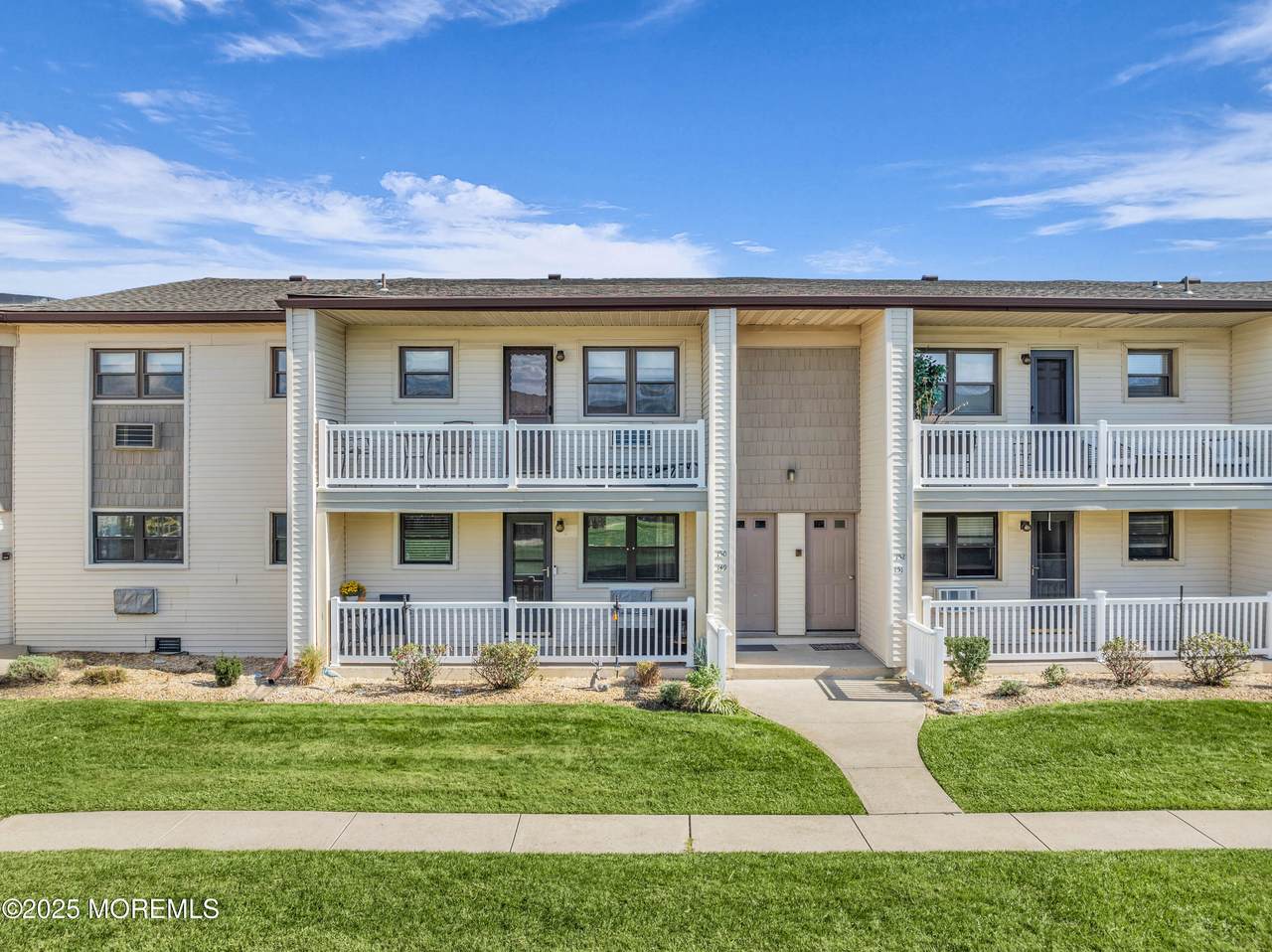 149 Wharfside Drive - Photo 1