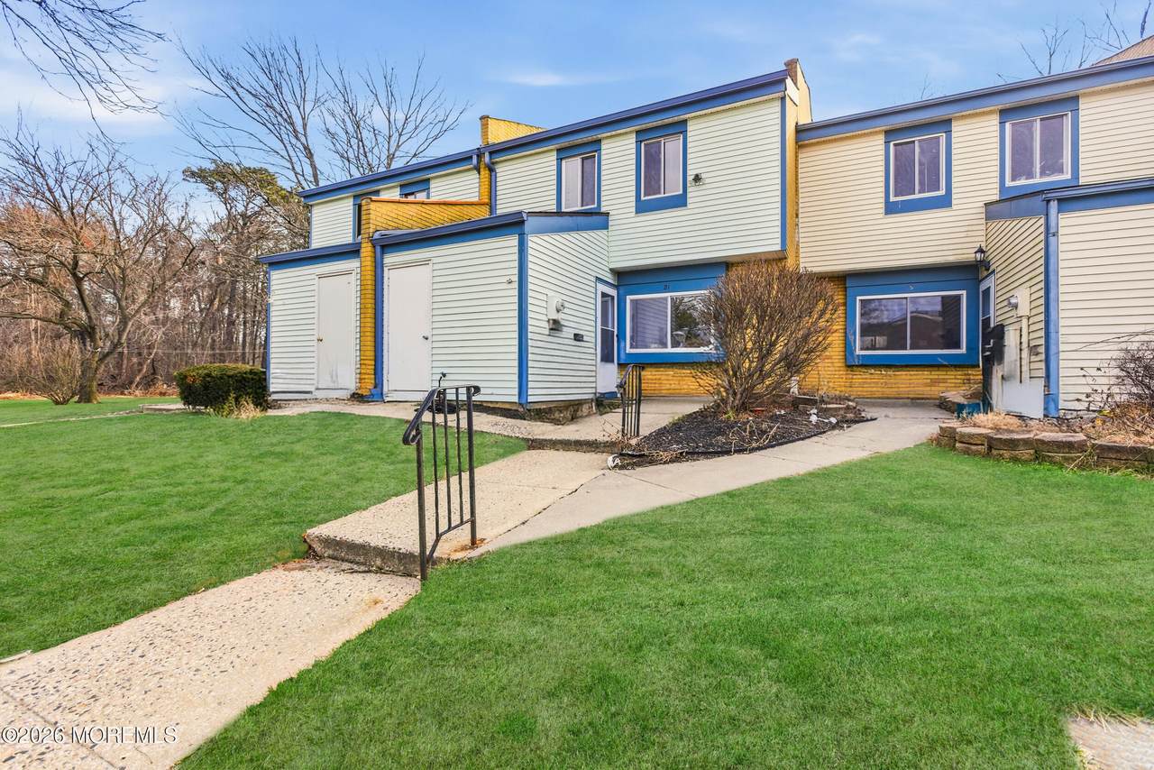 21 Chatham Court - Photo 1