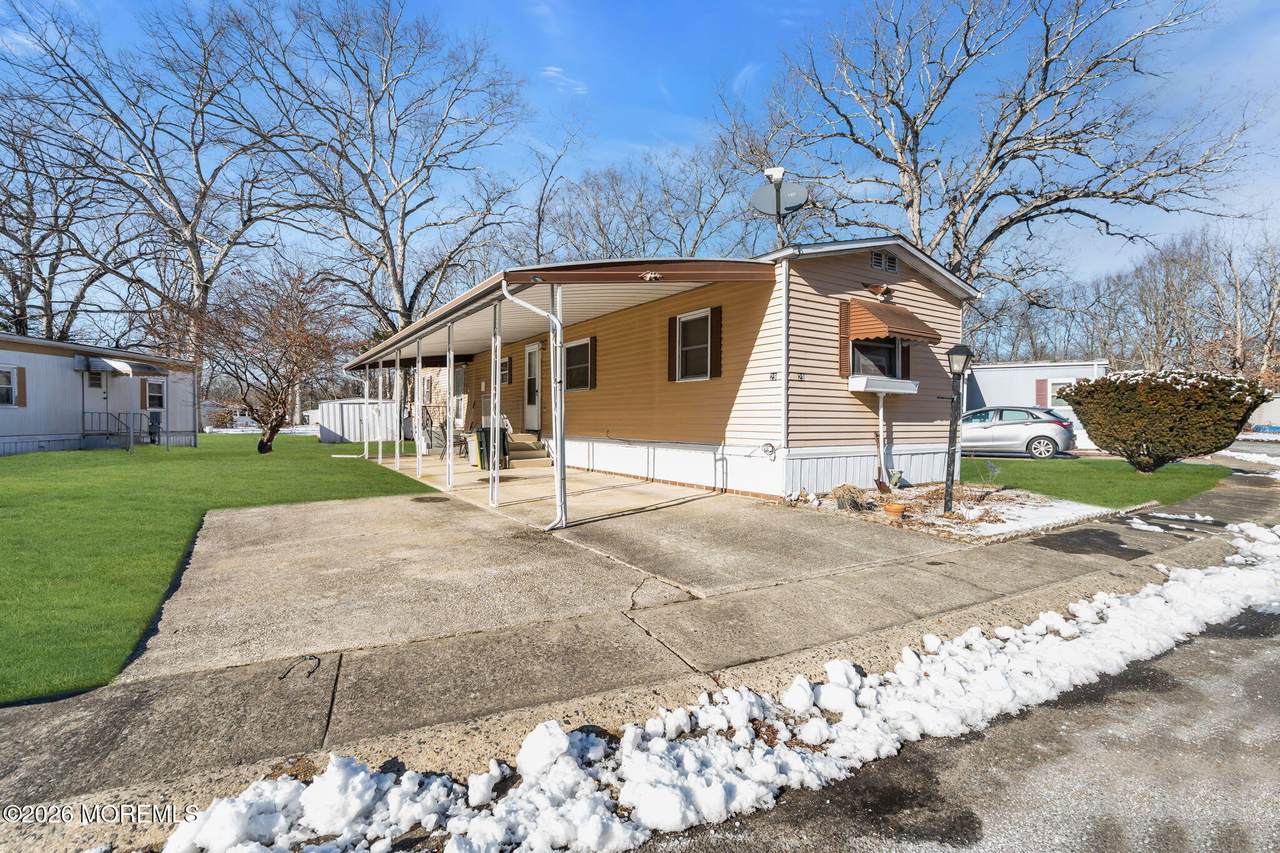 29 Cathy Court - Photo 1