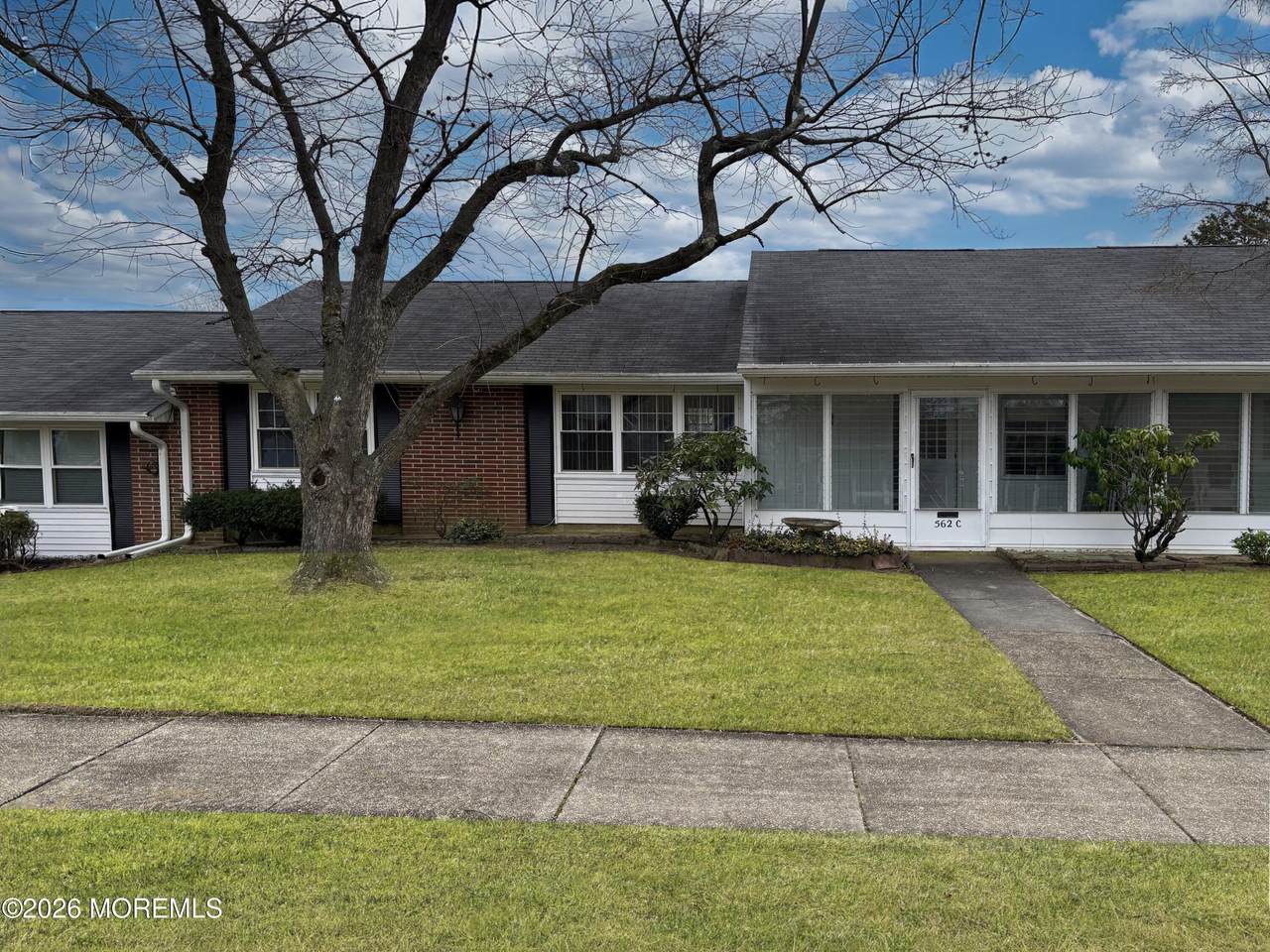 562 Portsmouth Drive - Photo 1