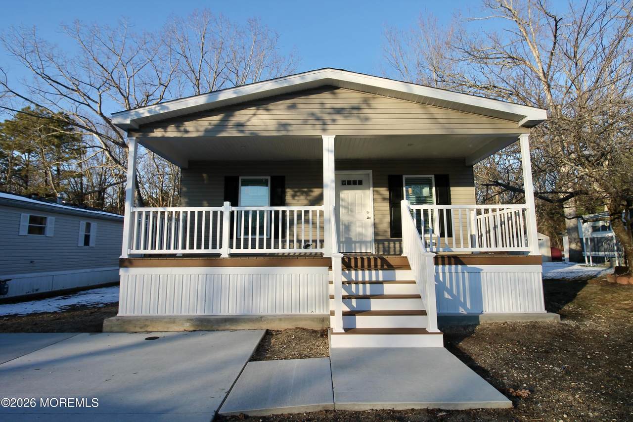 503 Roberts Road - Photo 1