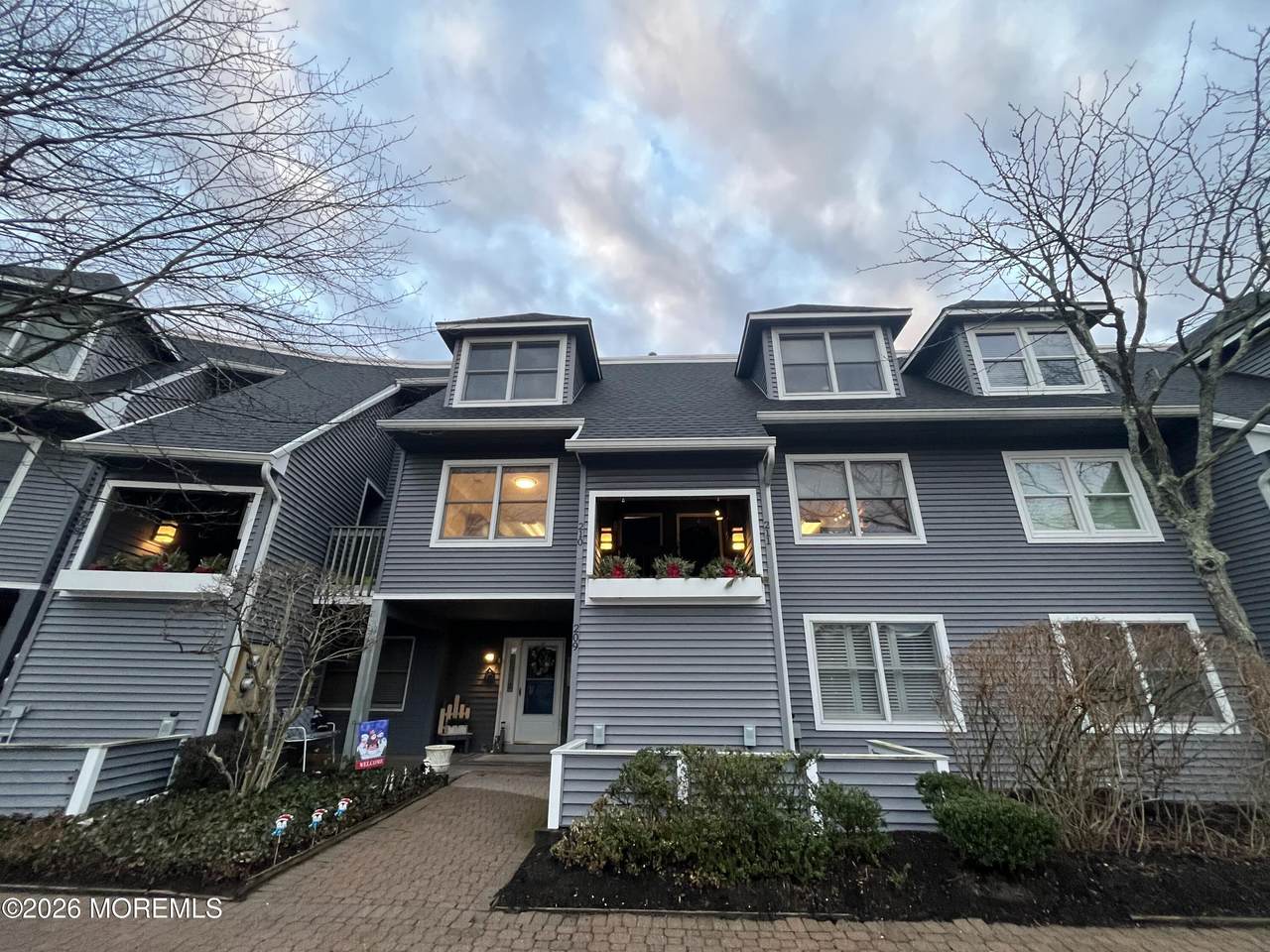 210 Spinnakers Cv - Photo 1