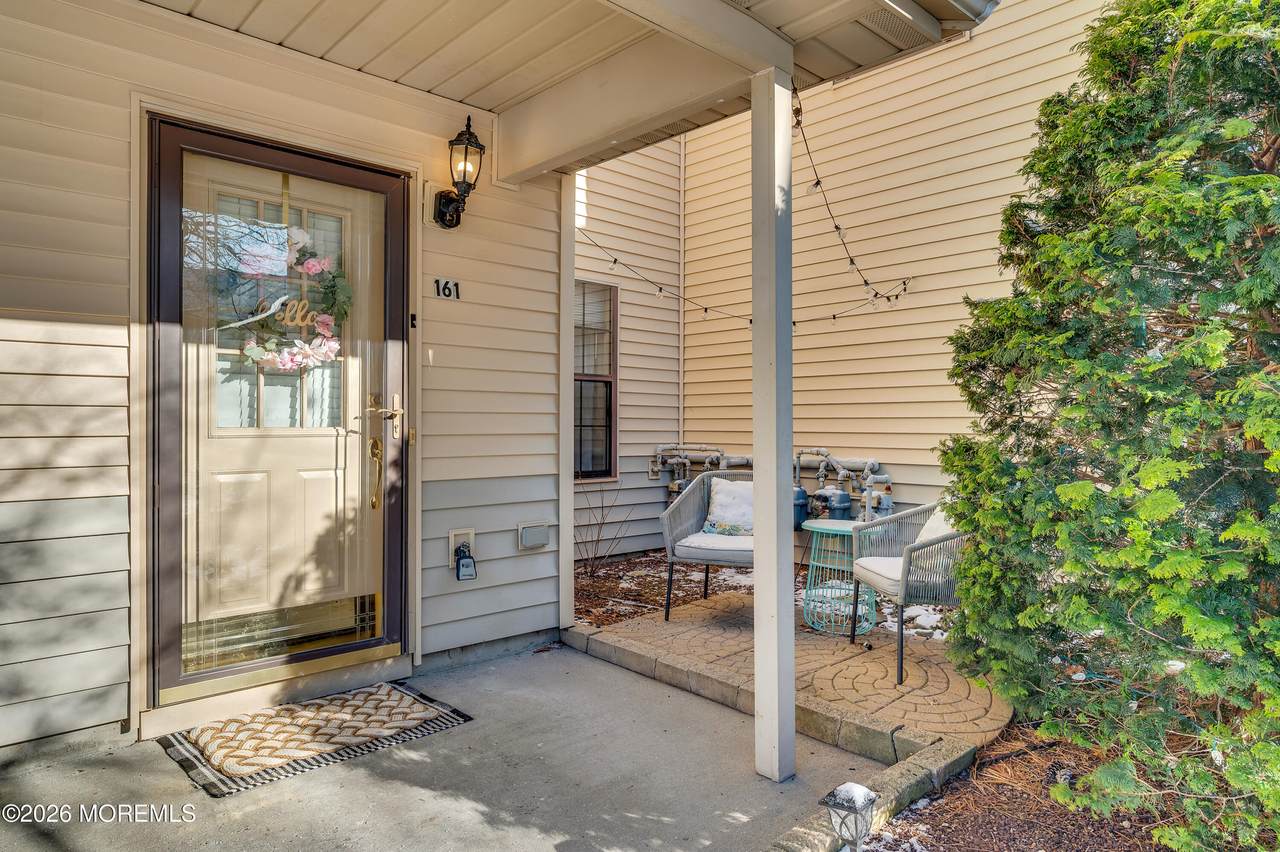 161 Lilac Court - Photo 1