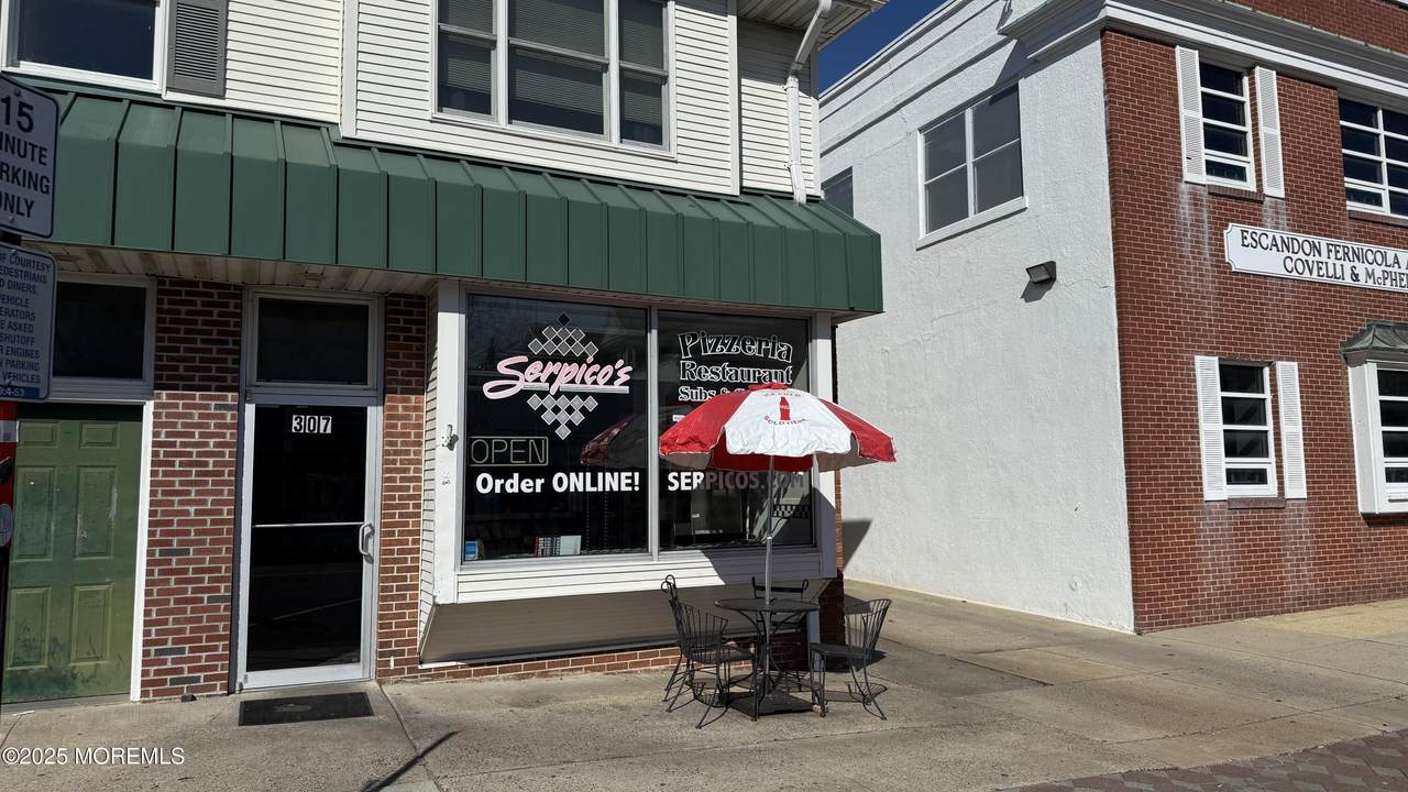 307 Main Street - Photo 1