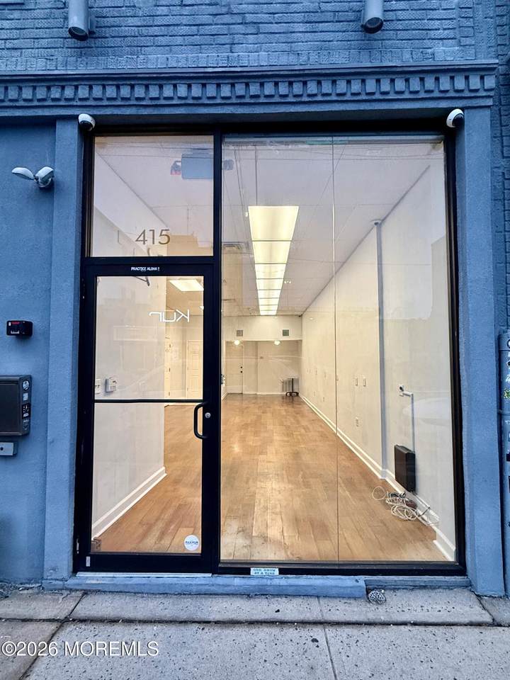 415 Bond Street - Photo 1