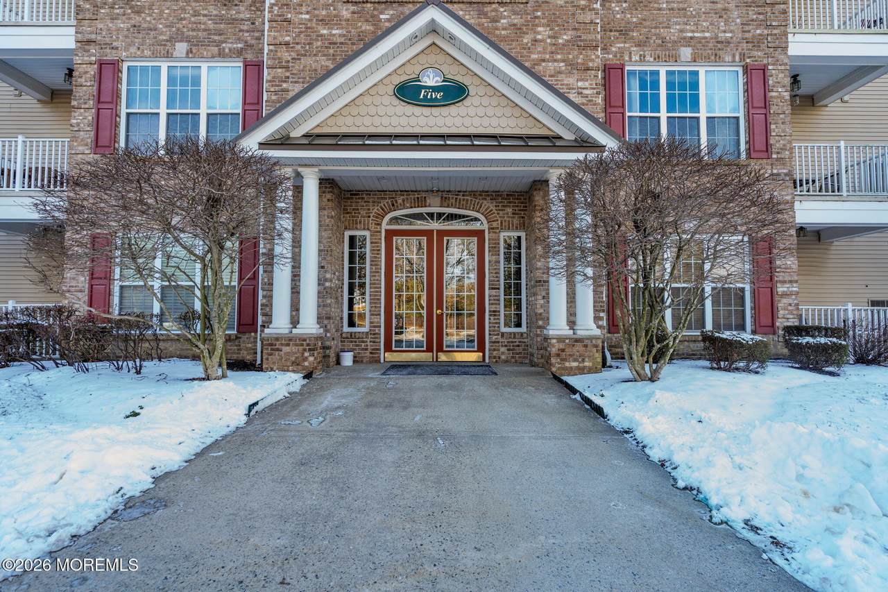 515 Sophee Lane - Photo 1