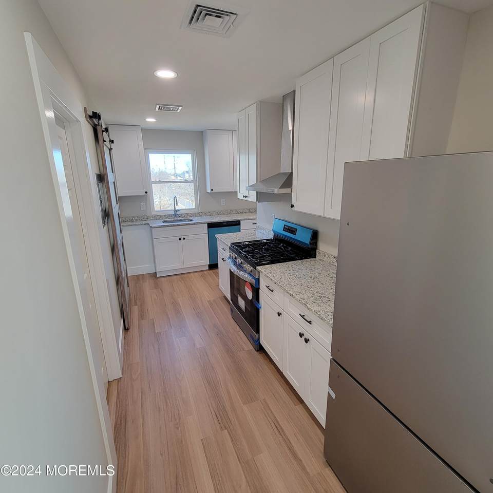 603 Florence Avenue - Photo 1