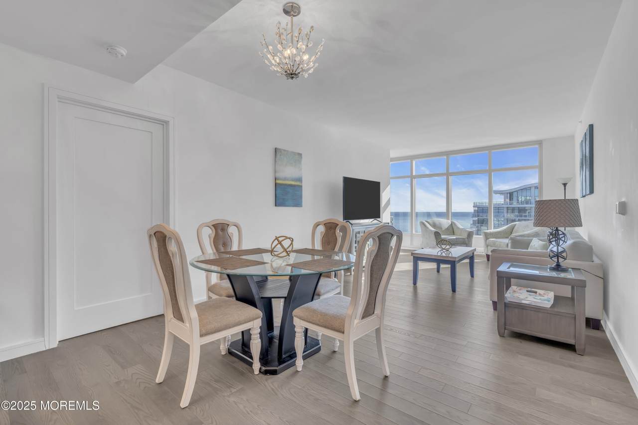 20 Melrose Terrace - Photo 1