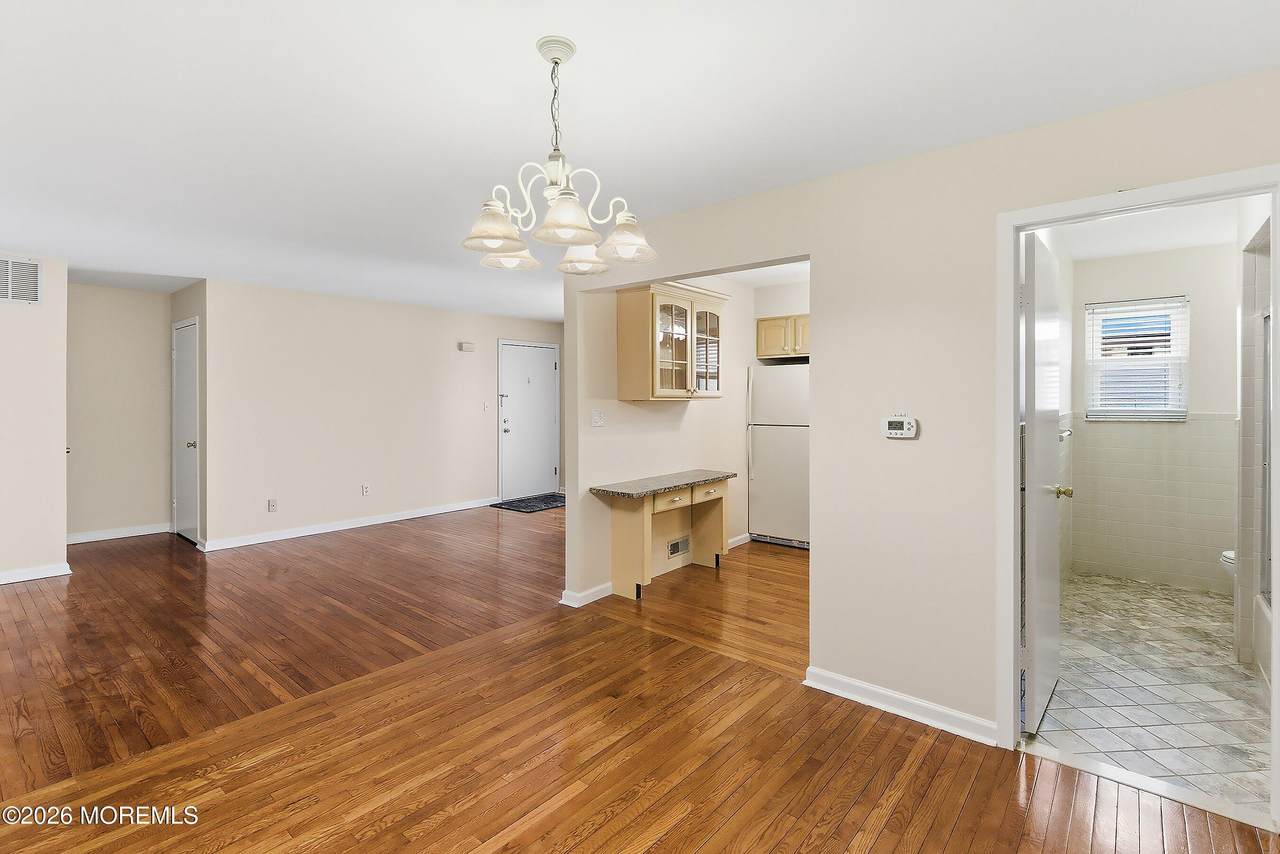 1201 Normandy Court - Photo 1