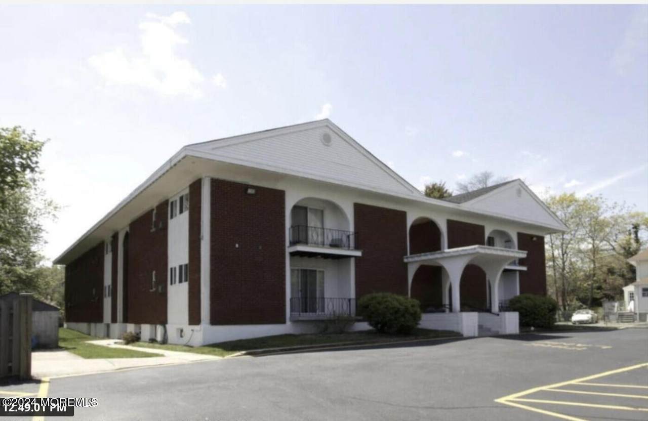 711 Wall Road - Photo 1