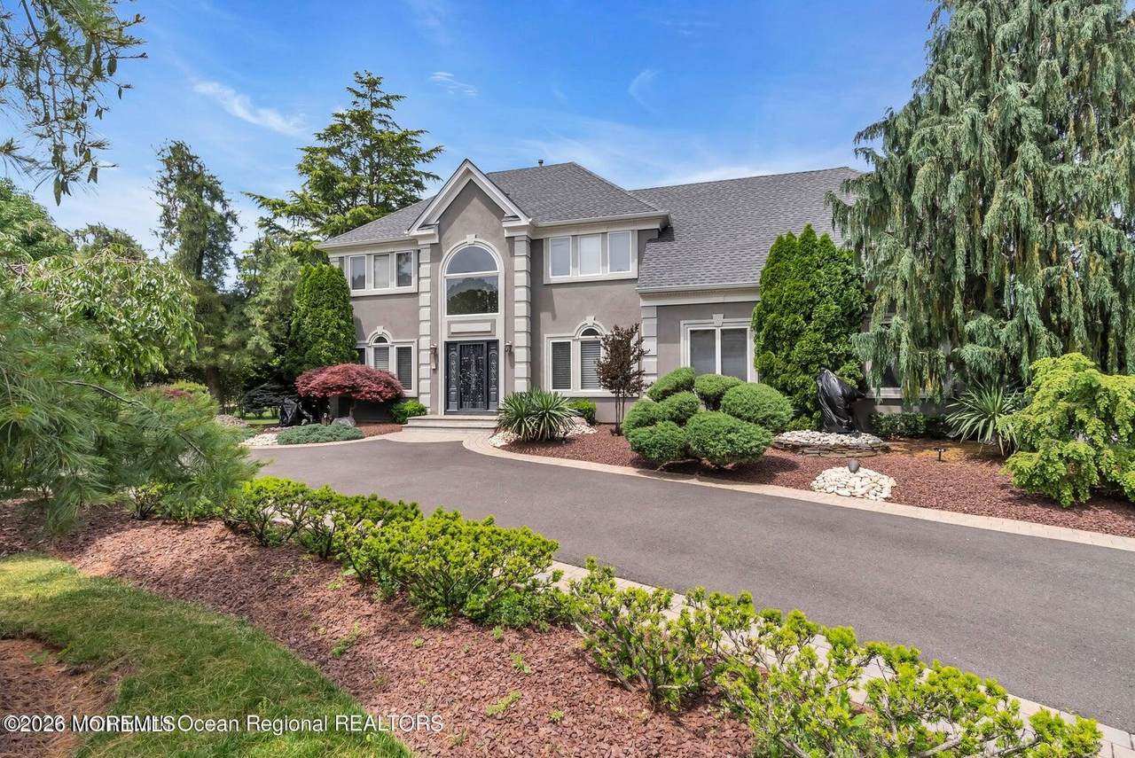 7 Mackenzie Road - Photo 1