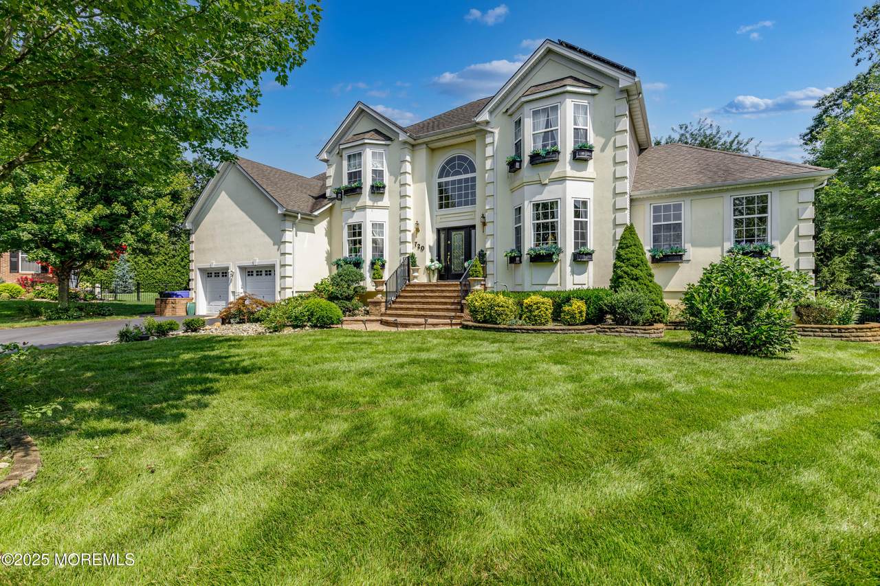 720 Maidenstone Drive - Photo 1
