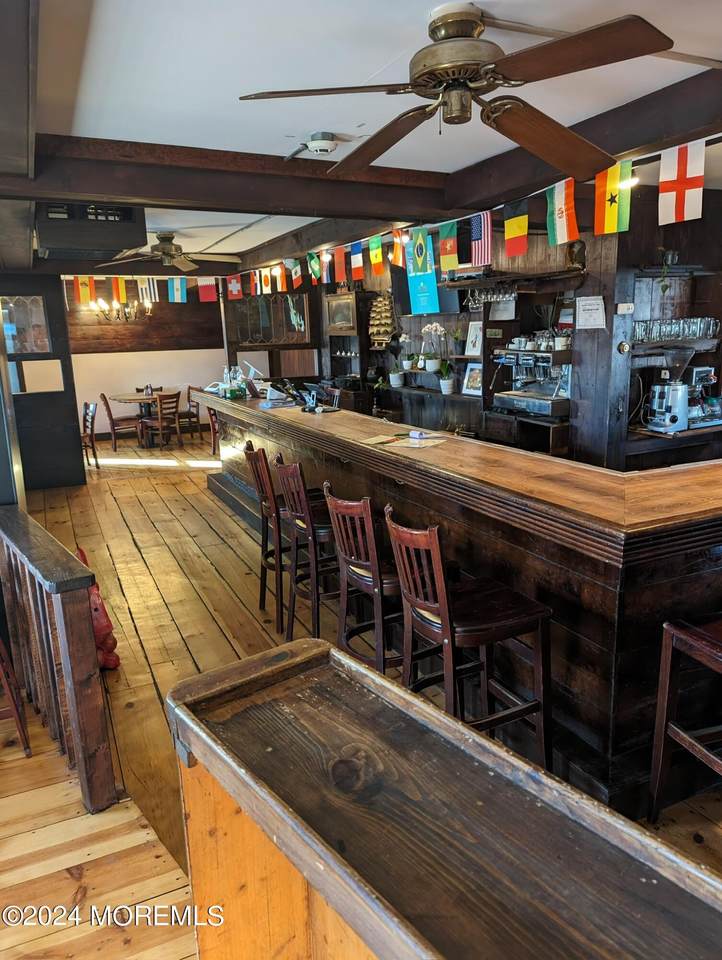 103 End Avenue - Photo 1