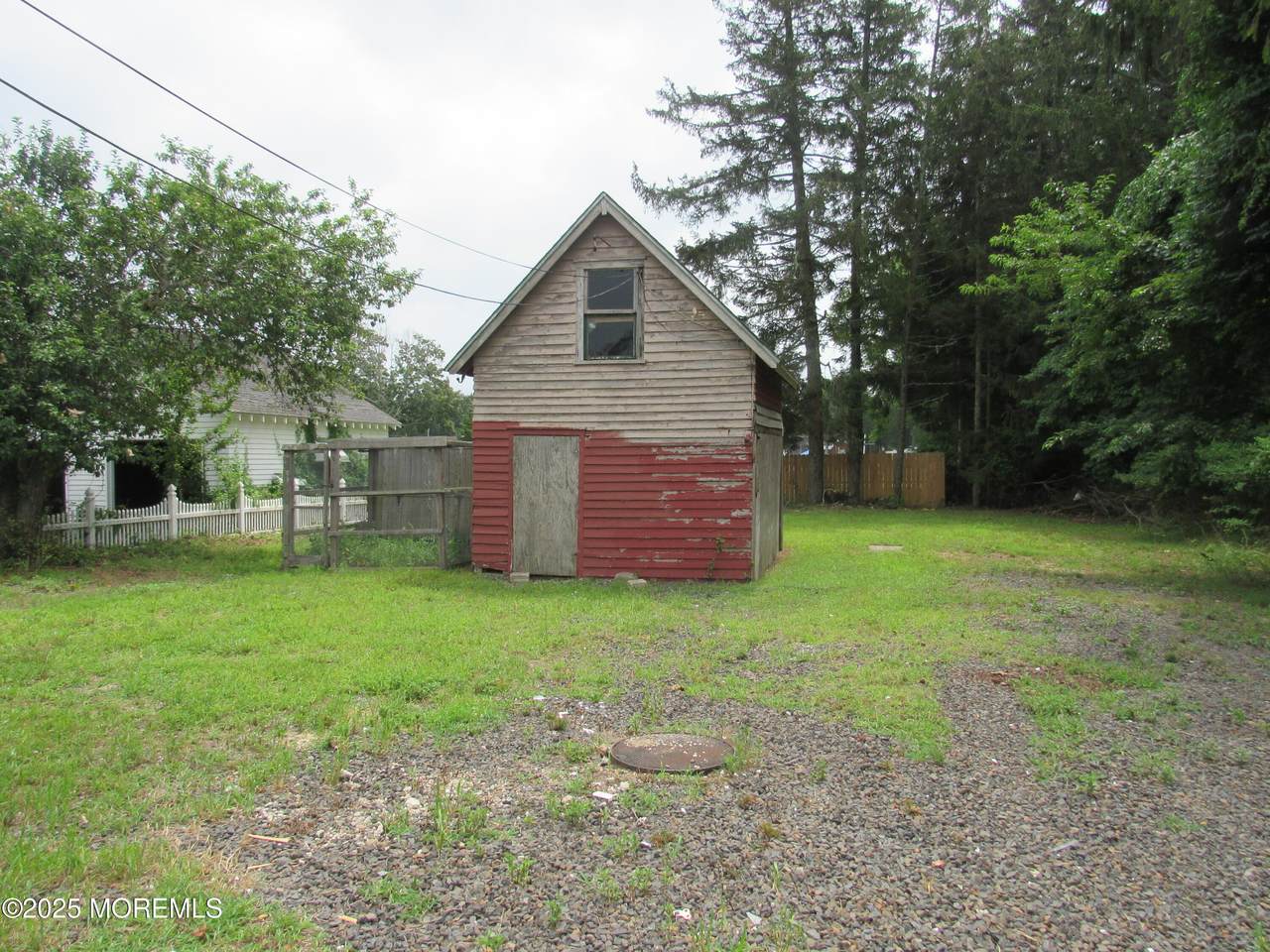 https://bt-photos.global.ssl.fastly.net/monmouth/1280_boomver_1_22602900-2.jpg