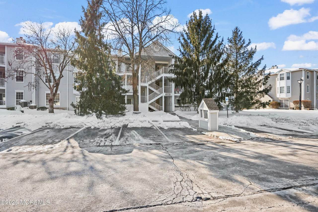 107 Rachel Court - Photo 1