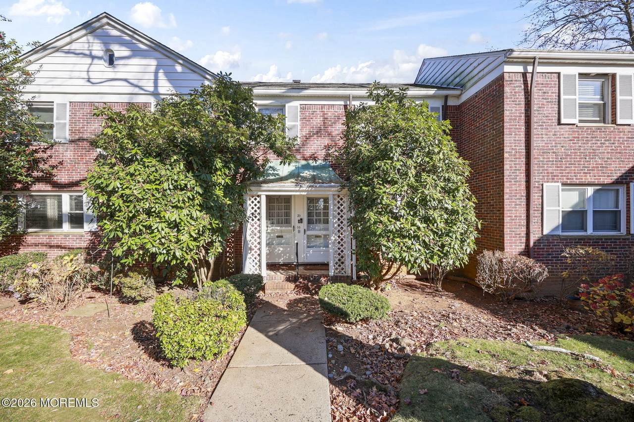 39 Manor Drive - Photo 1