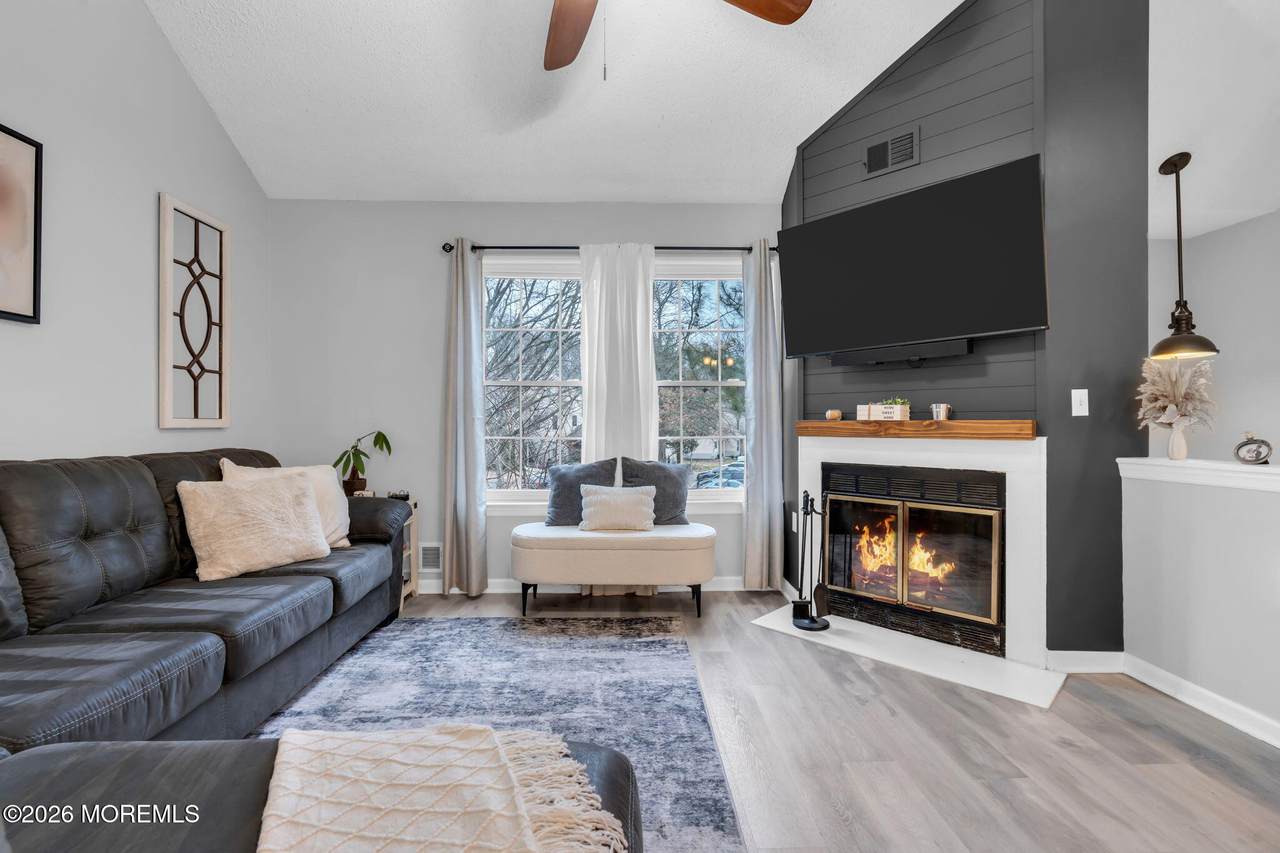 52 Snapdragon Court - Photo 1