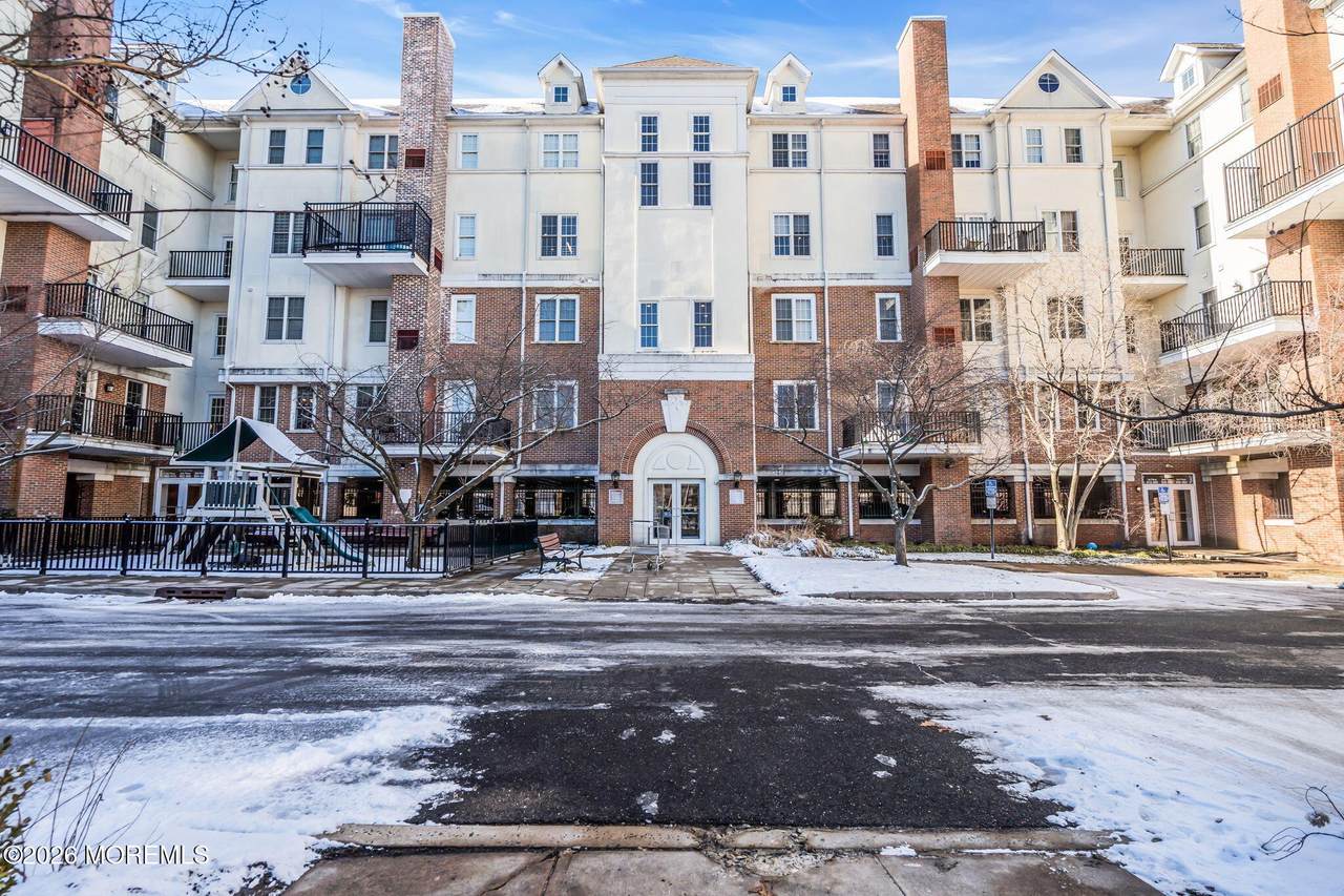 944 Madison Avenue - Photo 1